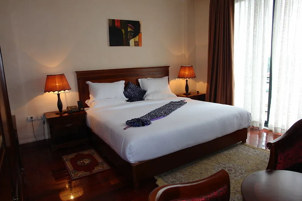 Ft Hotel